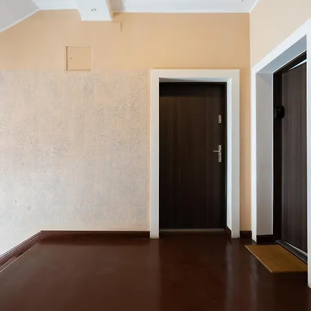 Apartment Cozy Kwiatowa By Renters Poznan